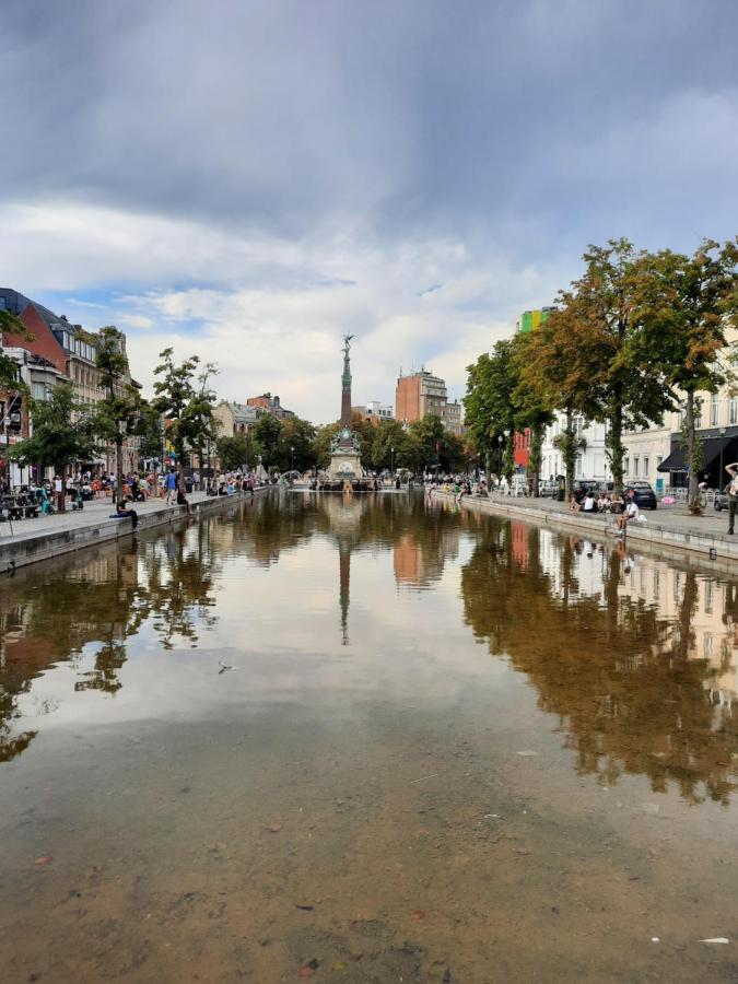St Catherine - Sweet Home - Bxl - Studio Apartment With City View بروكسل المظهر الخارجي الصورة